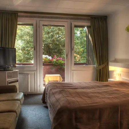 Le Bisdorff 3* ברדורף